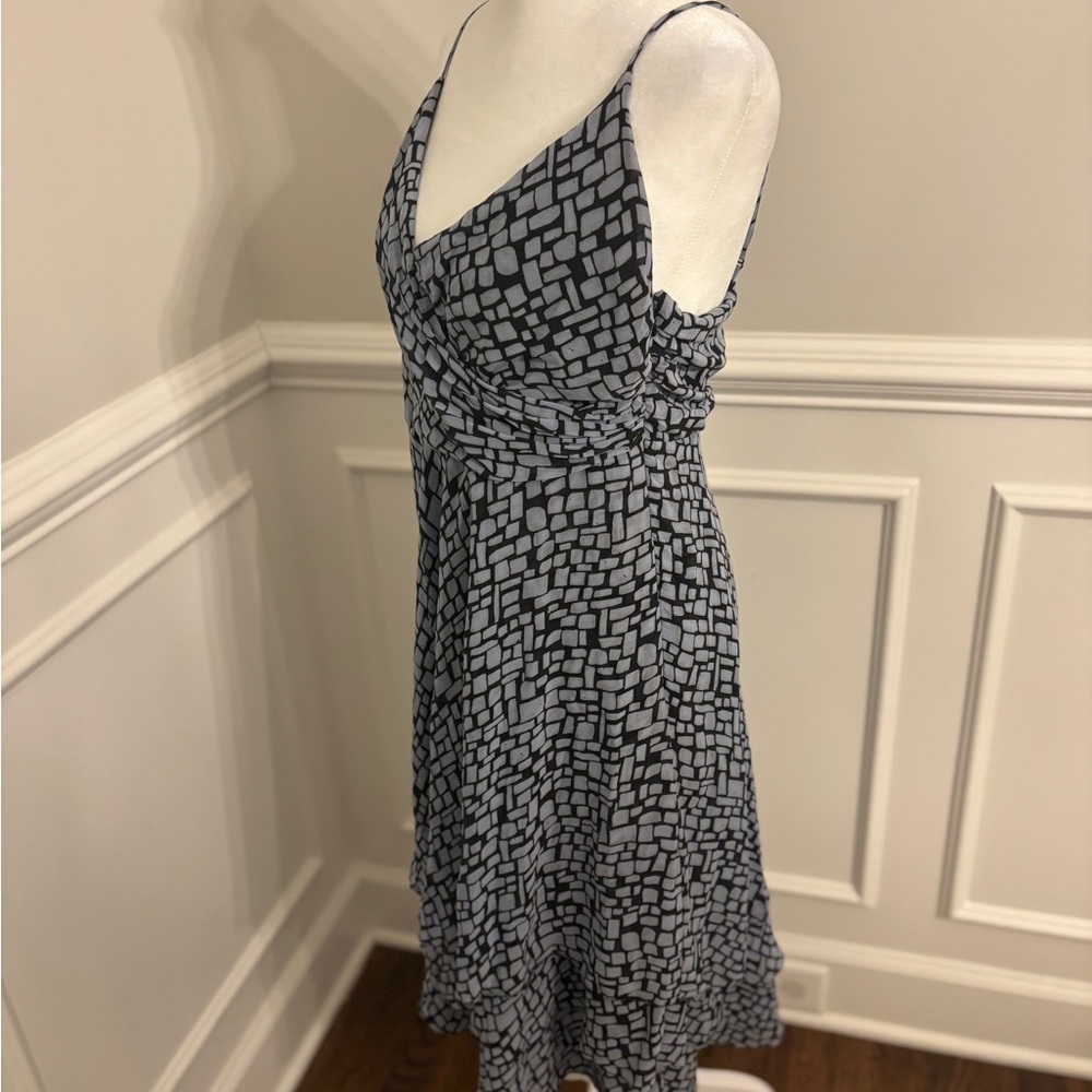 Chic Asymmetrical Black and blue midi Dress - Picture 5 of 10
